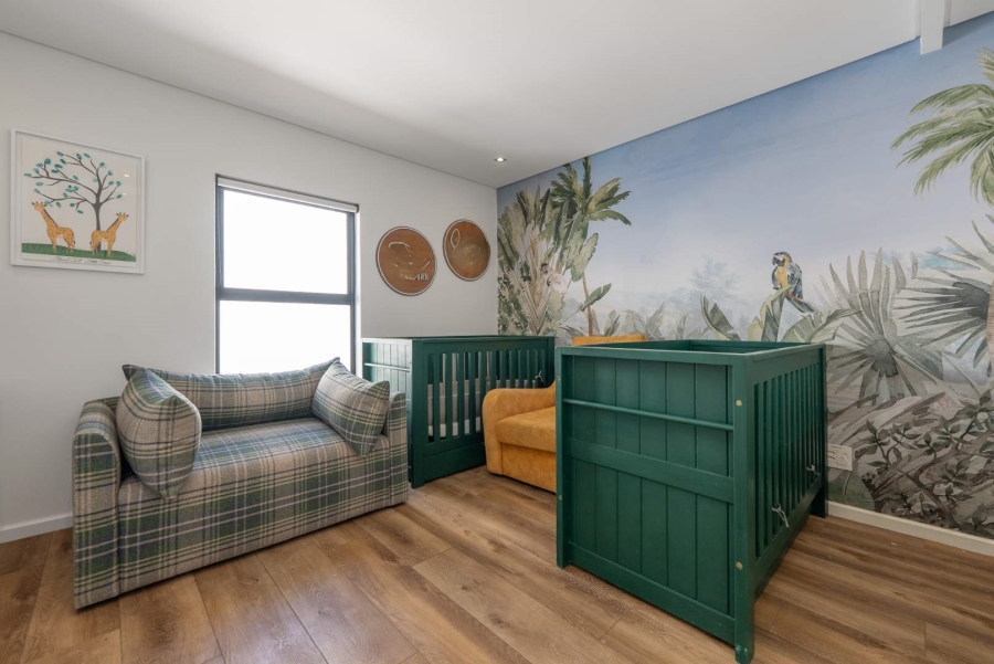 8 Bedroom Property for Sale in Camps Bay Western Cape